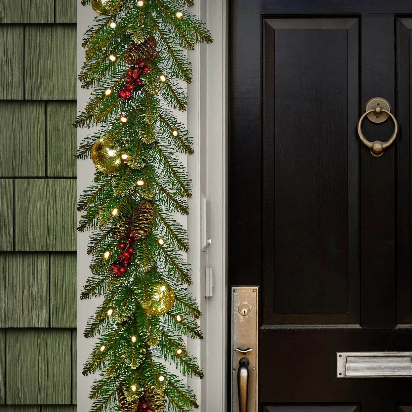 Clearance 9 ft. Pre-Lit Dunhill Fir Glittery Gold Garland with LED Lights Pre-Lit Christmas Garlands|7-10 Feet Christmas Garlands
