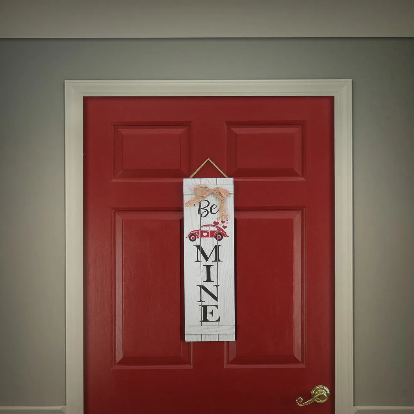 Best 24 in. Valentine's 'Be Mine' Hanging Wall Decoration Decorations