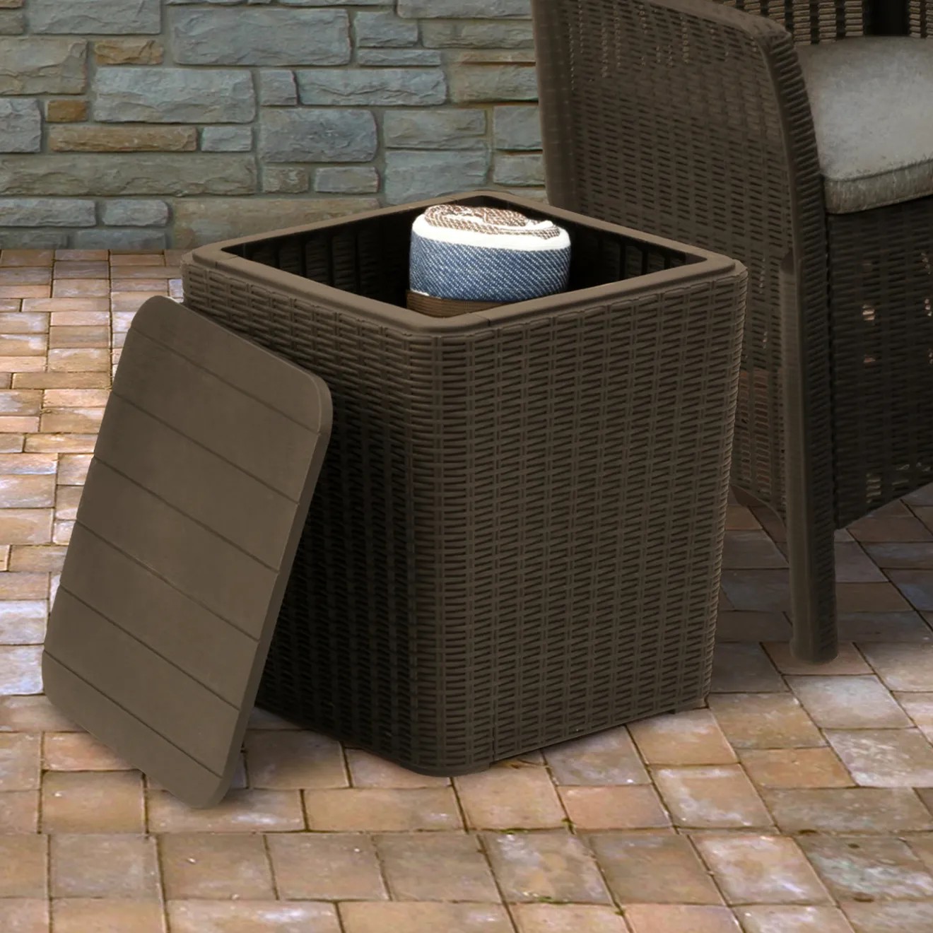 Hot 43L Capacity Arendal Collection Wicker Texture All-Weather Storage Box Patio Furniture