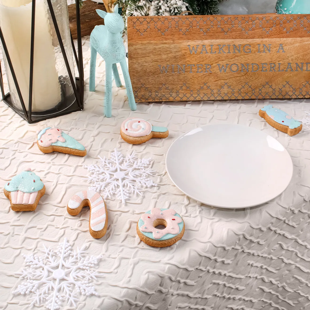 Hot 6-Piece Gingerbread Cookie Table Ornaments Decorative Accents
