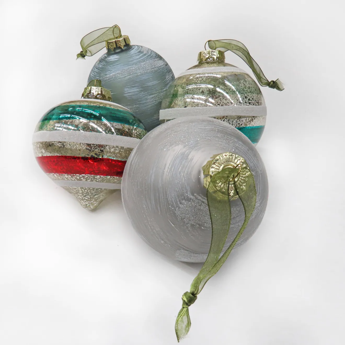 Discount 24-Piece HGTV Home Collection Nostalgic Traditions Ornaments Tree Ornaments
