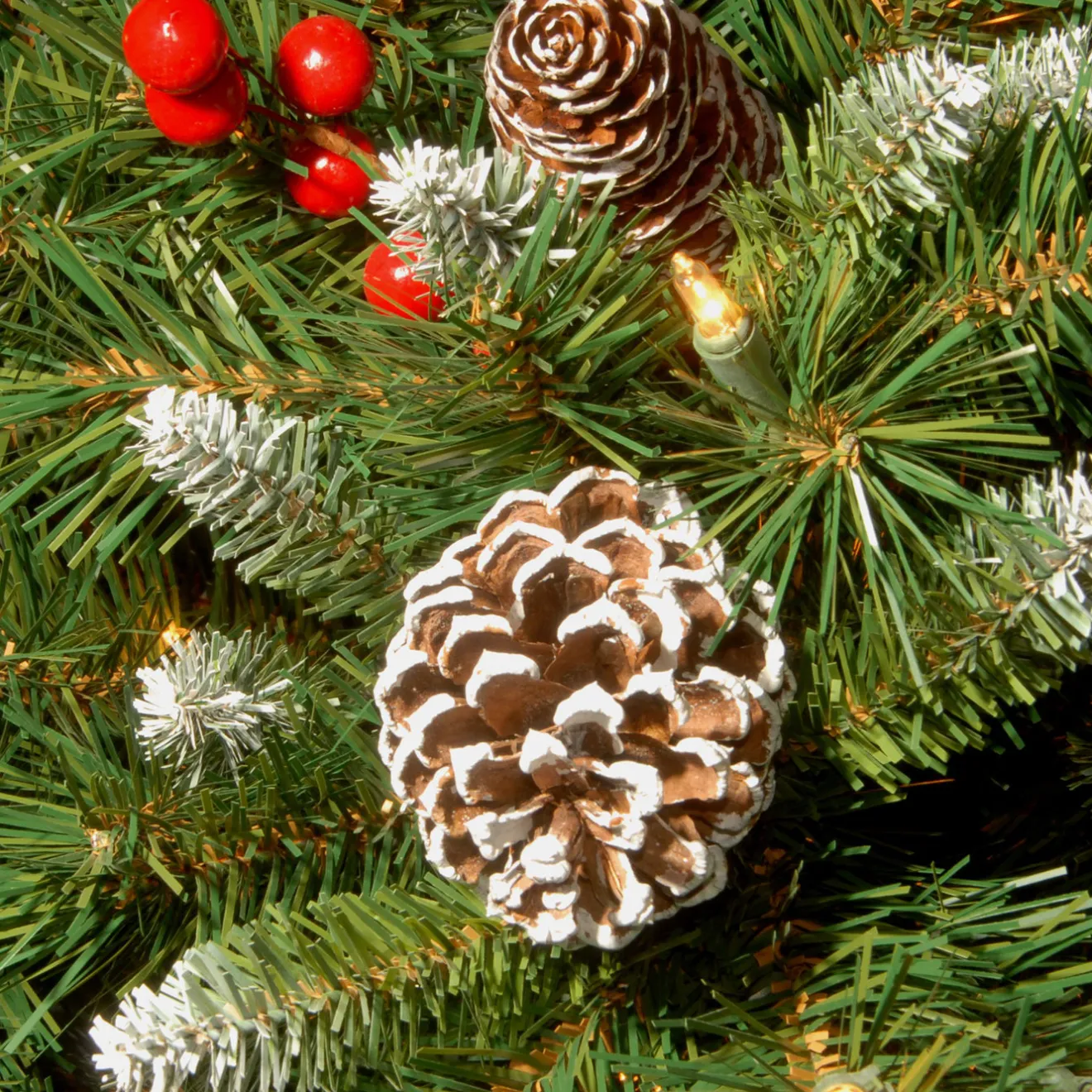Online Pre-Lit Frosted Berry Assortment with 2 Entrance Trees, 1 Wreath, 2 Garland Assortment Bundles